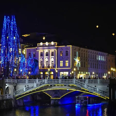 Evropa Apartment *